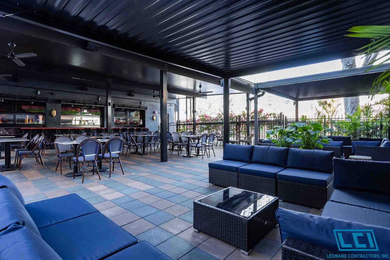 RedThread_Exterior_057